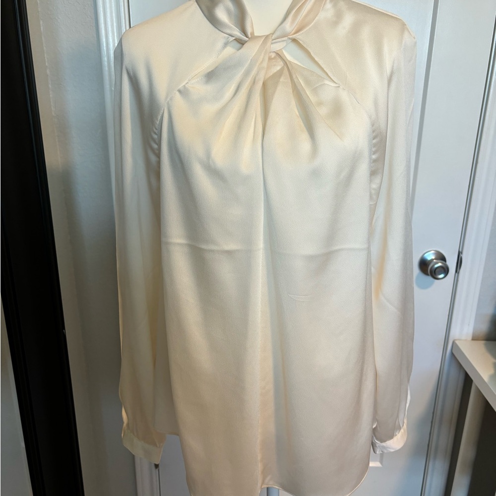 Banana Republic Cream Relaxed Tie Front Blouse